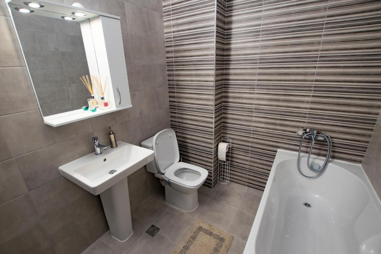 Studio Moghioros Park Bukurešť Exteriér fotografie